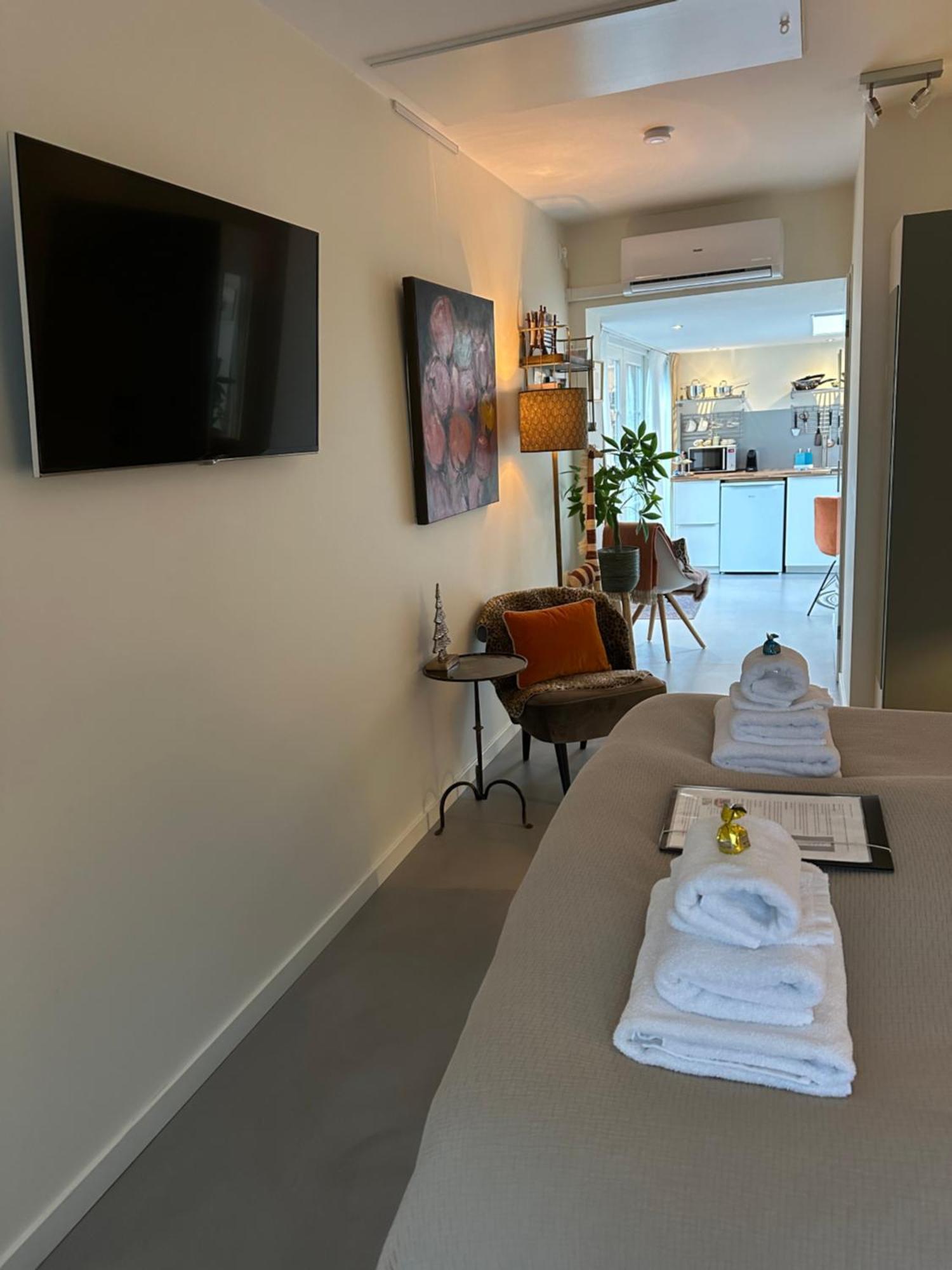 B&B Ereprijs Den Haag Bagian luar foto