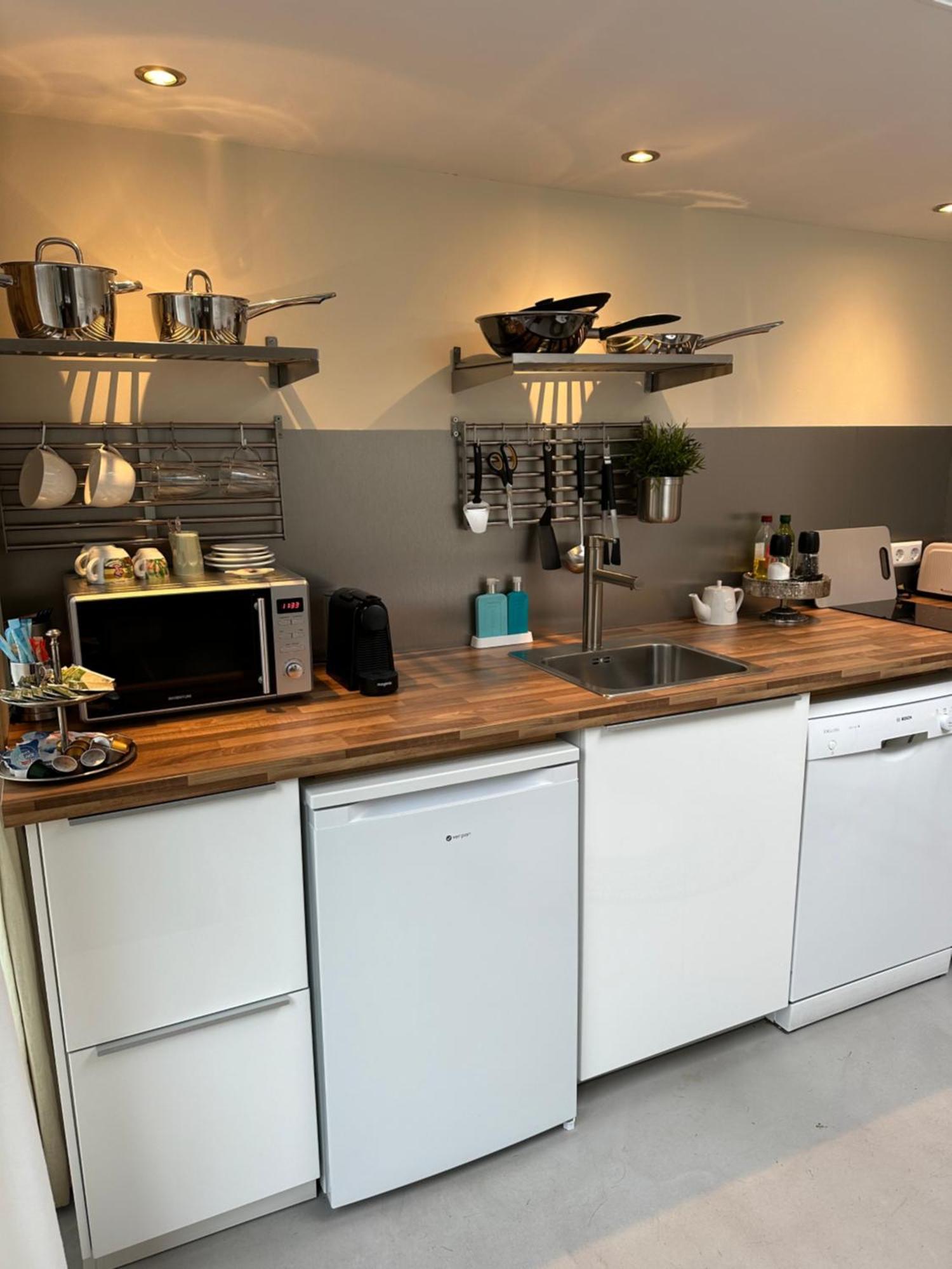 B&B Ereprijs Den Haag Bagian luar foto